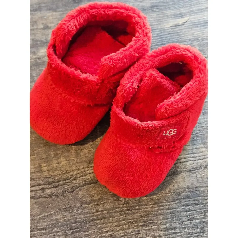 UGG baby Booties red fur plush infant size 4/5 slip on